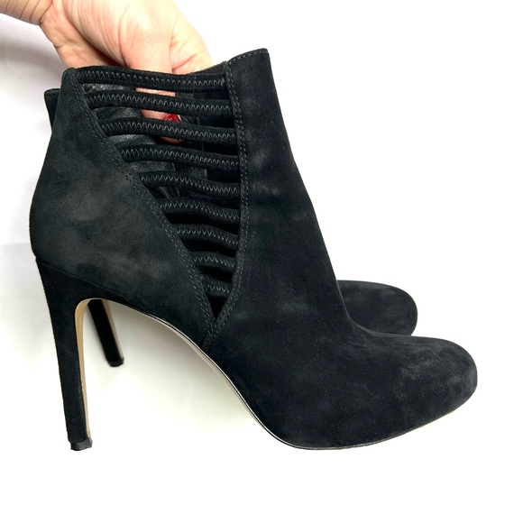 Via Spiga Suede Stiletto Heel Ankle Booties Cutout Side Detail Black Size 9 - Picture 4 of 11